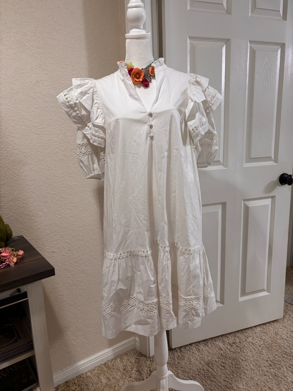 crown & ivy White Eyelet Puff-Sleeve Midi Dress with pockets